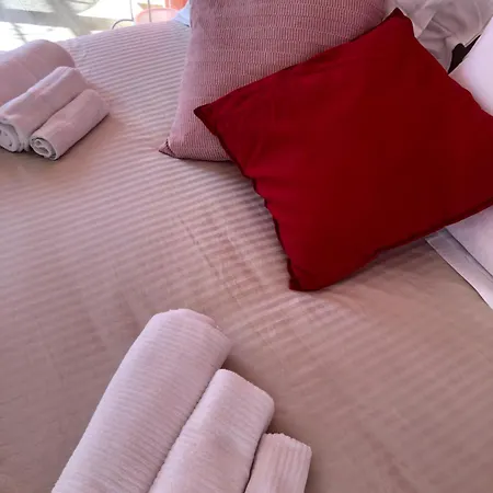 Il Sogno Di Contardi A Bed and Breakfast Μοντερόσο αλ Μάρε